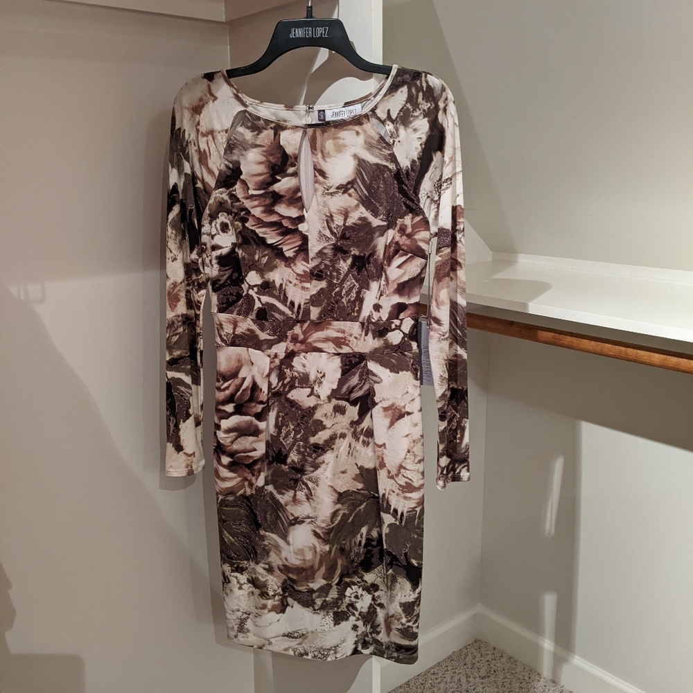 Jennifer Lopez Floral Dress (New w/Tags) - Size M